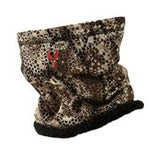 Badlands Neck Gaiter Bonfire with a water- and weather-resistant finish
